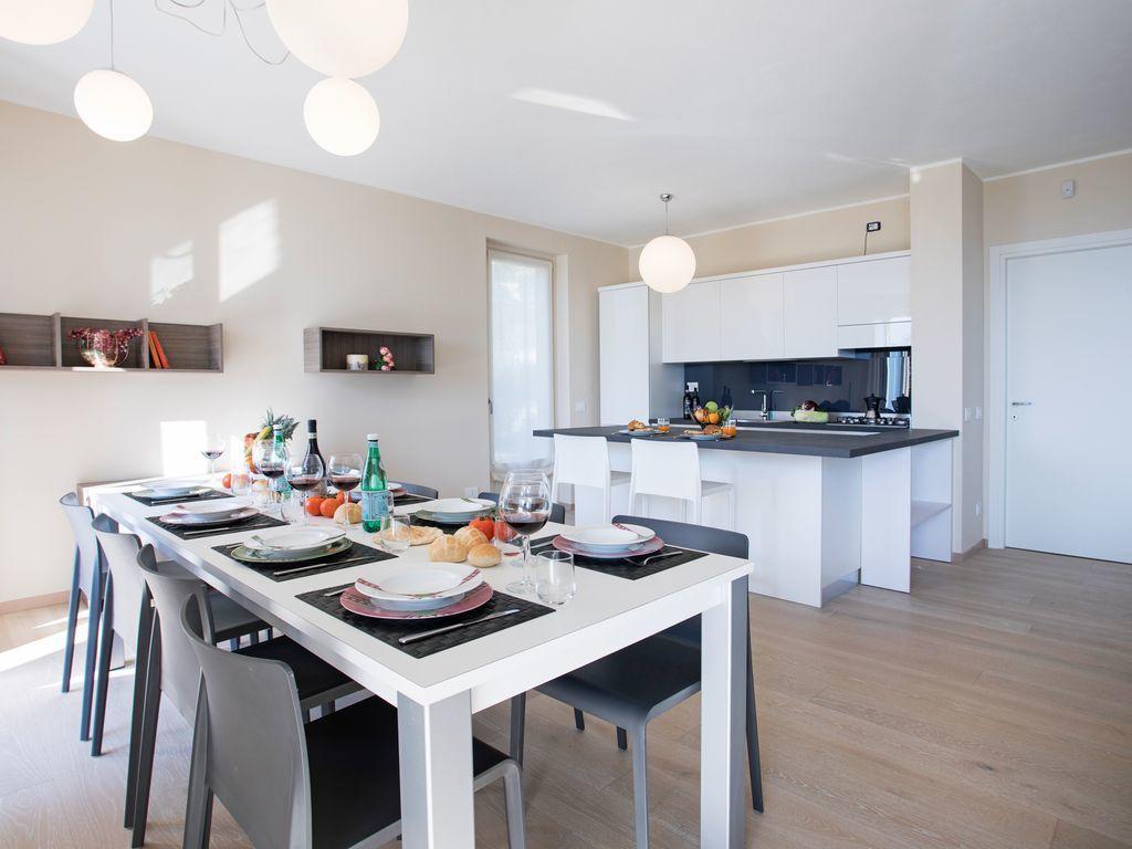Ossuccio Grande C Home With Pool Sleeps 12 By Italian Apartments 코모 외부 사진
