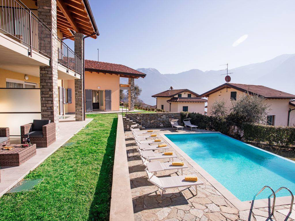 Ossuccio Grande C Home With Pool Sleeps 12 By Italian Apartments 코모 외부 사진