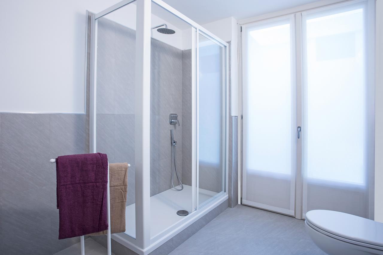 Ossuccio Grande C Home With Pool Sleeps 12 By Italian Apartments 코모 외부 사진
